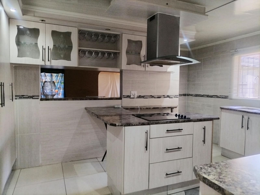 3 Bedroom Property for Sale in Mogwase North West